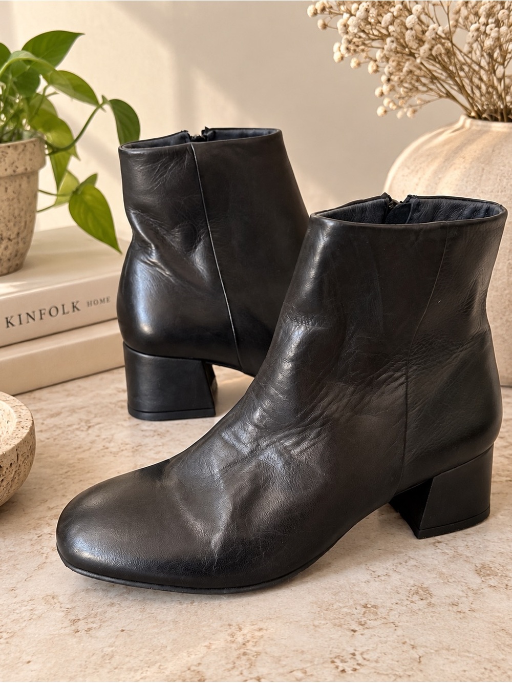 Miz Mooz Black Garin Leather Ankle Booties Women’s Size 7 Block Heel